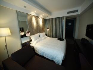 Crystal Orange North Bund Gongping Road 4*